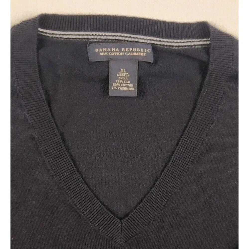 Banana Republic V-Neck Sweater Luxury Blend Silk/Cotton/Cashmere Navy Mens XL